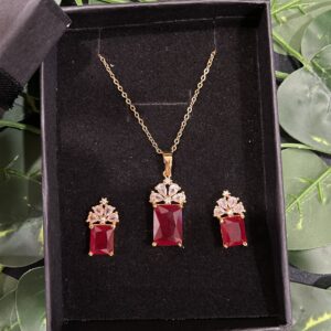Crimson Grace Jewelry Set