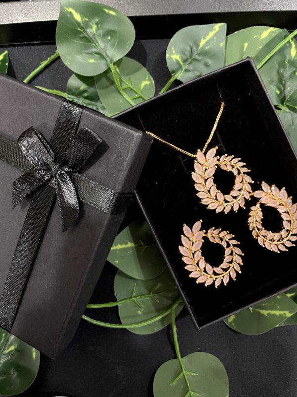 Blush Bloom Jewelry Set
