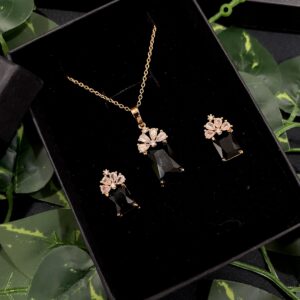 Noir Bloom Jewelry Set