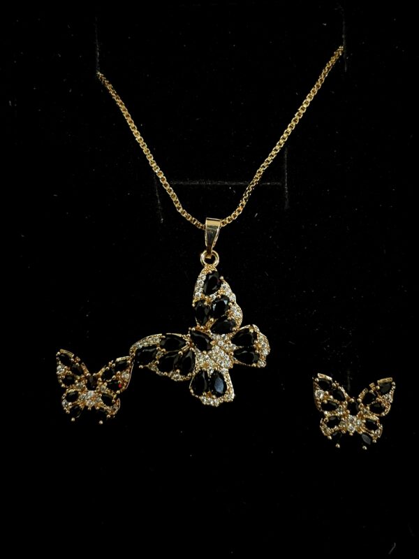Midnight Wings Jewelry Set