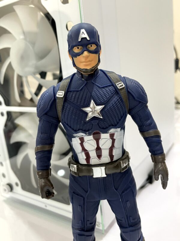 AVENGERS CAPTAIN AMERICA MODEL IN SOFT FIBER
